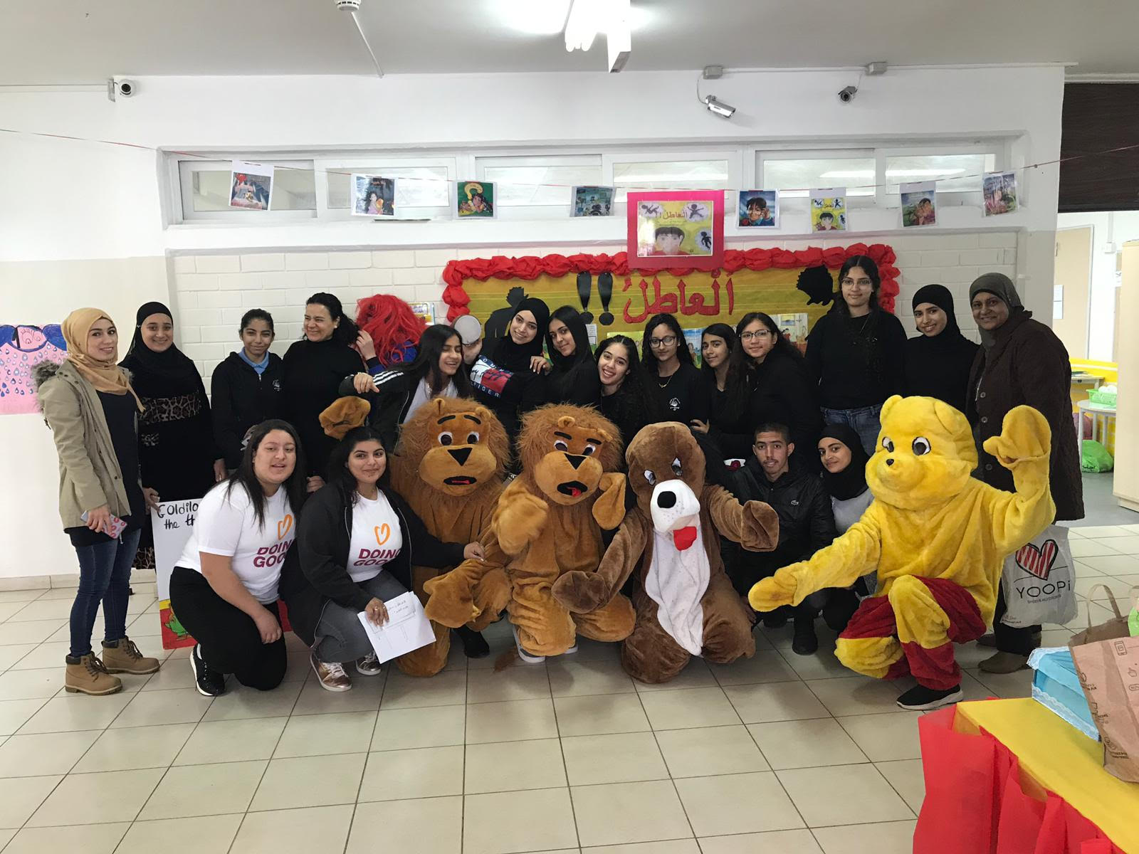 روح العطاء والتطوع للخير في يوم الأعمال الخيرية في مدرسة يافا الشاملة