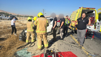 مصرع فلسطيني (60 عامًا) من جرّاء حادث طرق وقع بين شاحنة ومركبة على شارع 90