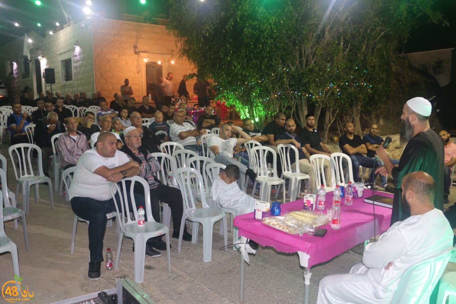 بالصور: خيمة الهدى الدعوية بيافا تستأنف لقاءاتها الأسبوعية وتستضيف الشيخ أحمد سطل 
