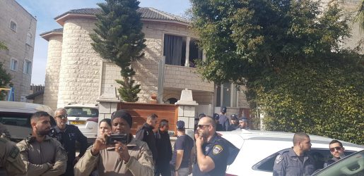  أم الفحم: قوات الشرطة تقتحم منزل الدكتور سليمان أحمد اغبارية