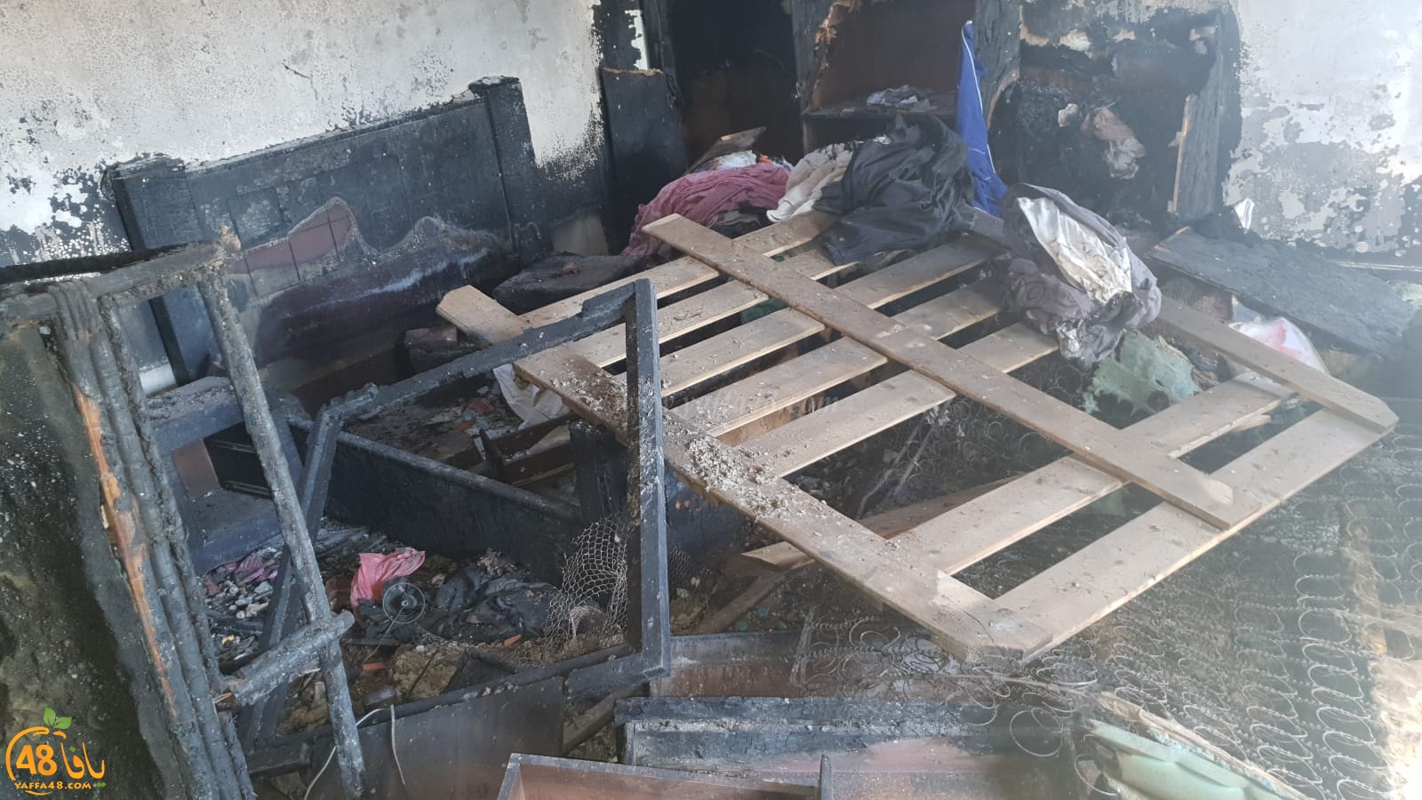 اللد: مناشدة لمساعدة عائلة بحي شنير بعد احتراق منزلهم
