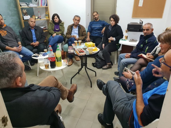 نواب التجمع يعقدون جلسة عمل مع عضو بلدية يافا