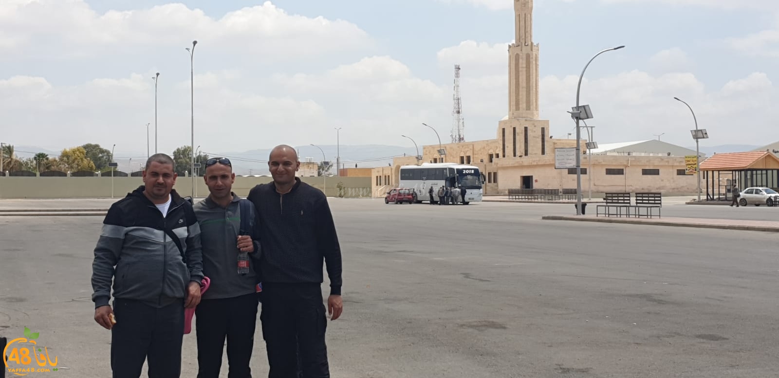 بالصور: معتمرو الفوج الثالث من مدينة يافا يصلون الى المدينة المنوّرة بسلام