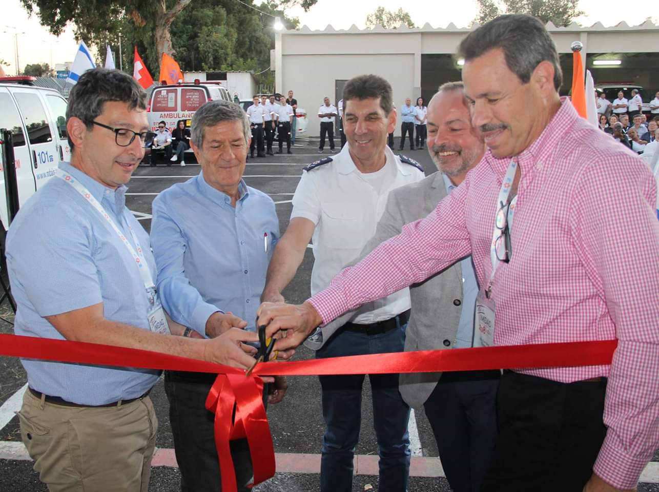 افتتاح محطة نجمة داوود الحمراء في مدينة اللد 