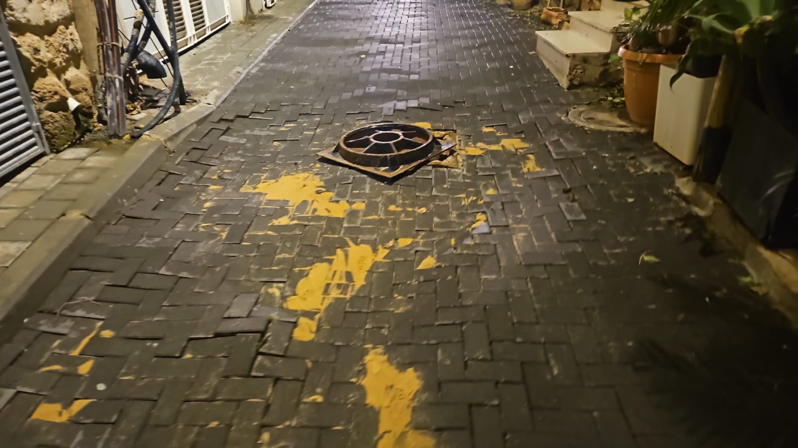 يافا: إنهيارات أرضية نتيجة للامطار في بعض شوارع المدينة