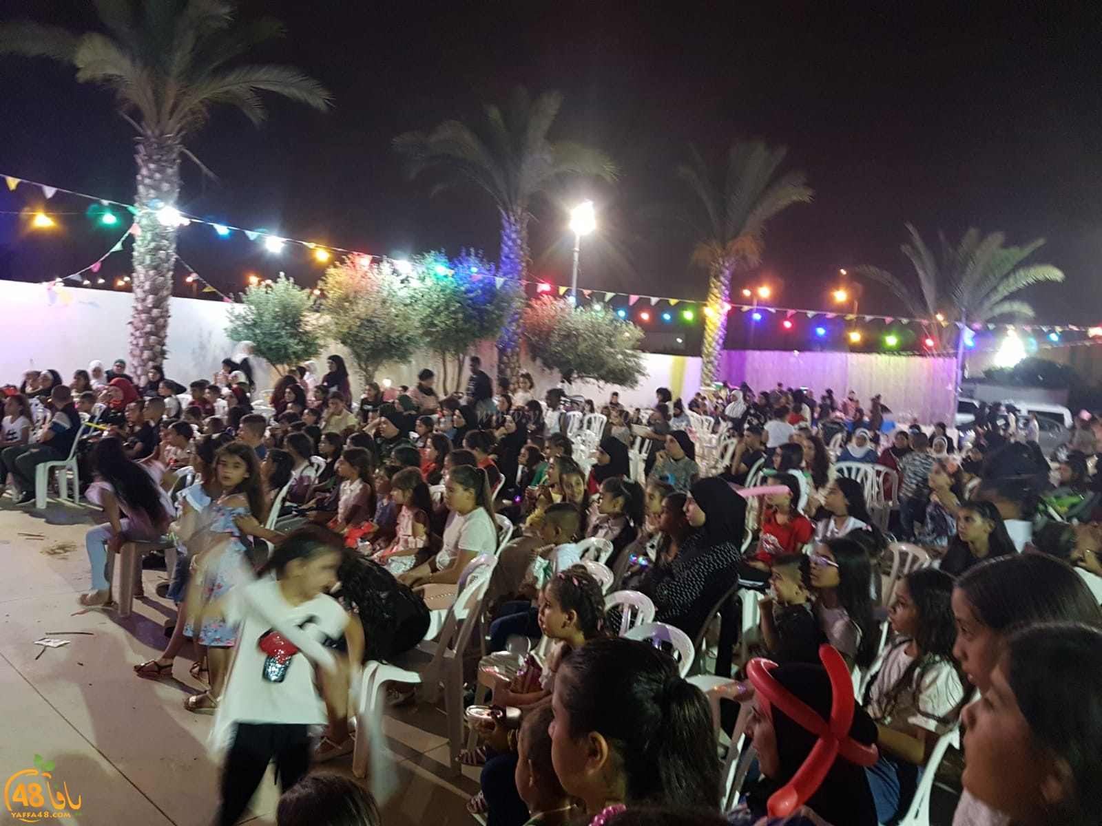 المئات في احتفال عيد الفطر  بحي الرباط والبلد القديمة في الرملة 