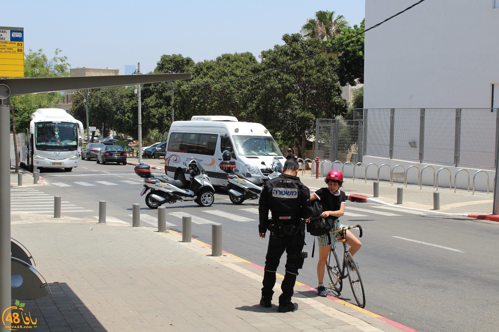  فيديو: تظاهرة للخارديم بيافا والشرطة تغلق شارع شيفتي يسرائيل 