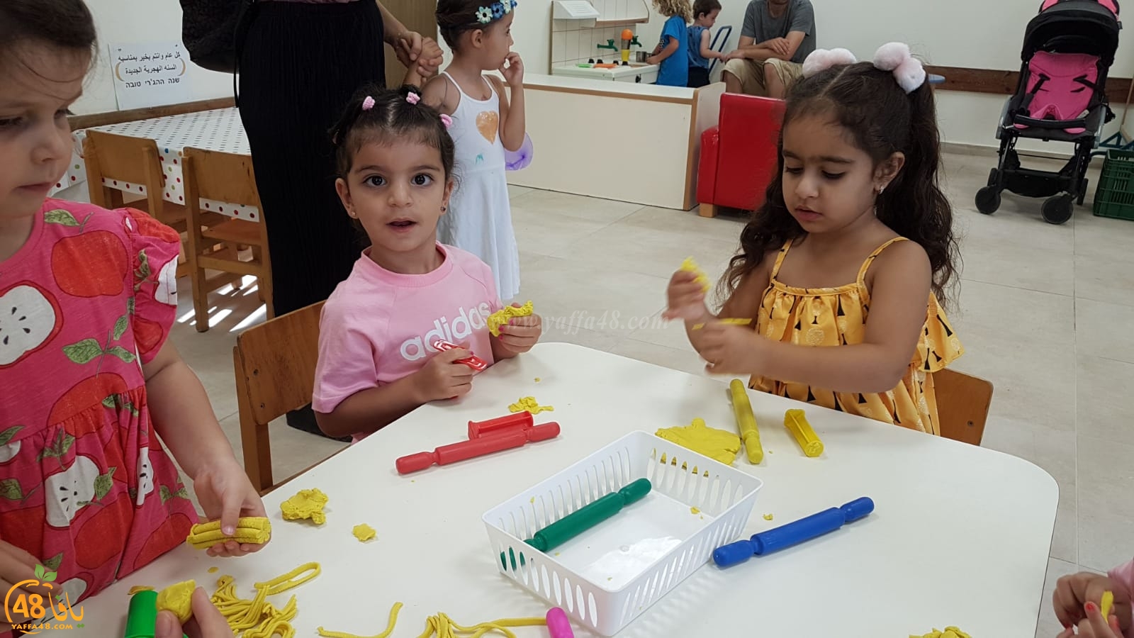 بالصور: افتتاح العام الدراسي الجديد في مدارس يافا اللد والرملة 