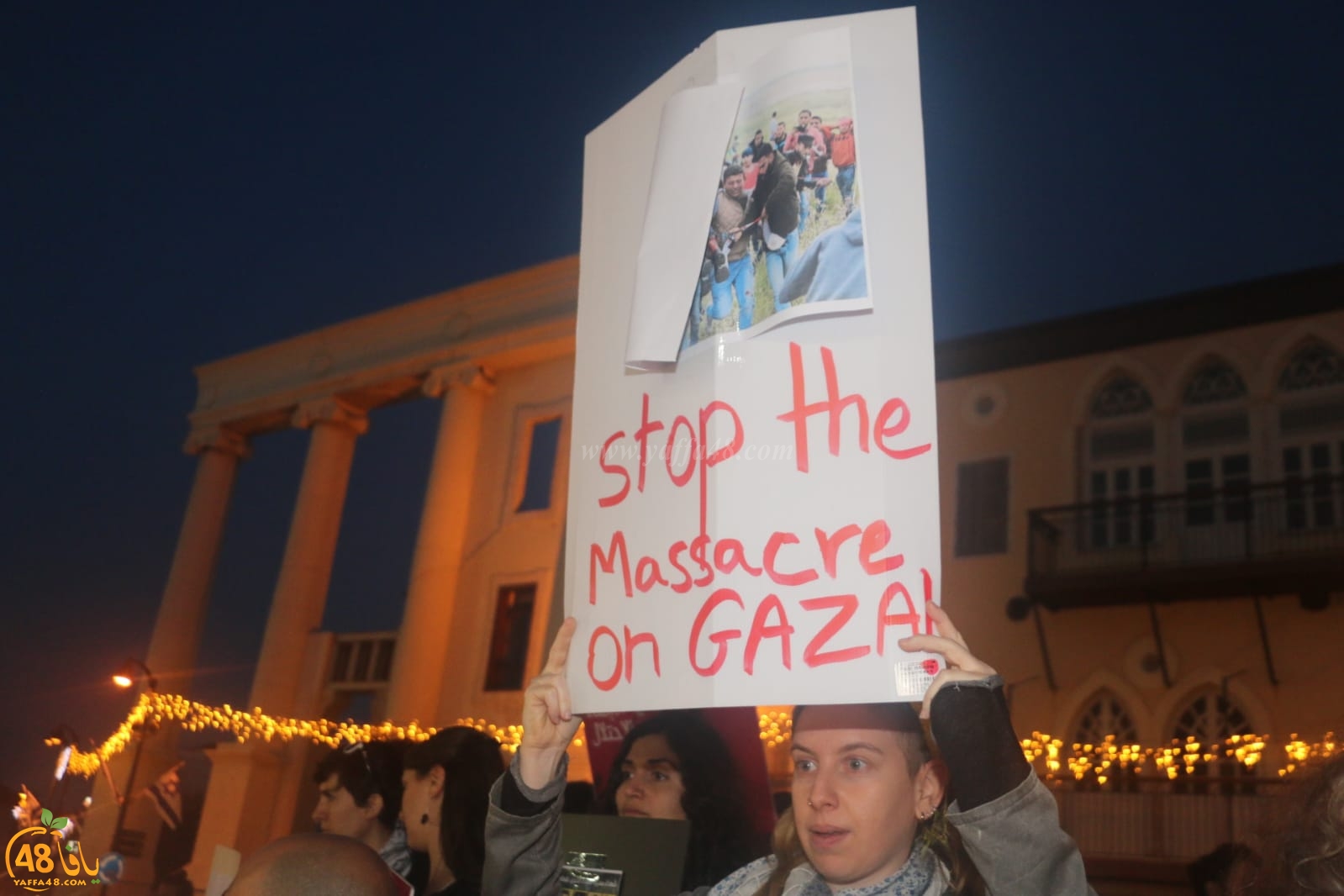 صور: أهالي يافا يصرخون نصرة لغزة في وقفة احتجاجية للمرة الثالثة بدوار الساعة