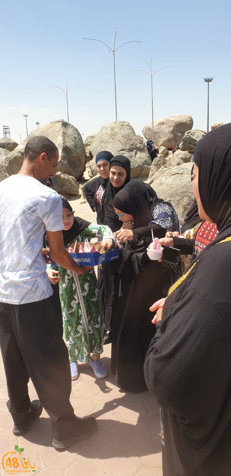   بالصور: معتمرو الفوج الثاني من يافا يزورون الأماكن المقدّسة في مكة المكرّمة