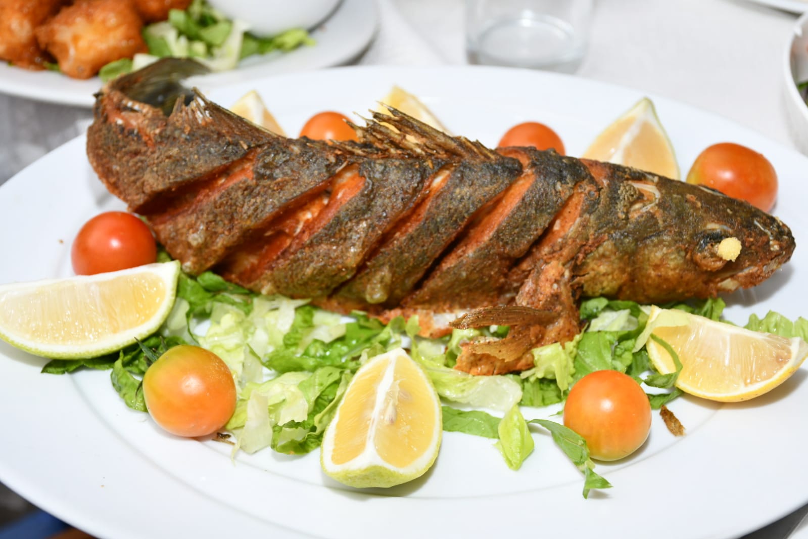 تناولوا وجبة بحرية مميزة في مطعم أبراج فقط بـ 250 شيكل للزوج 