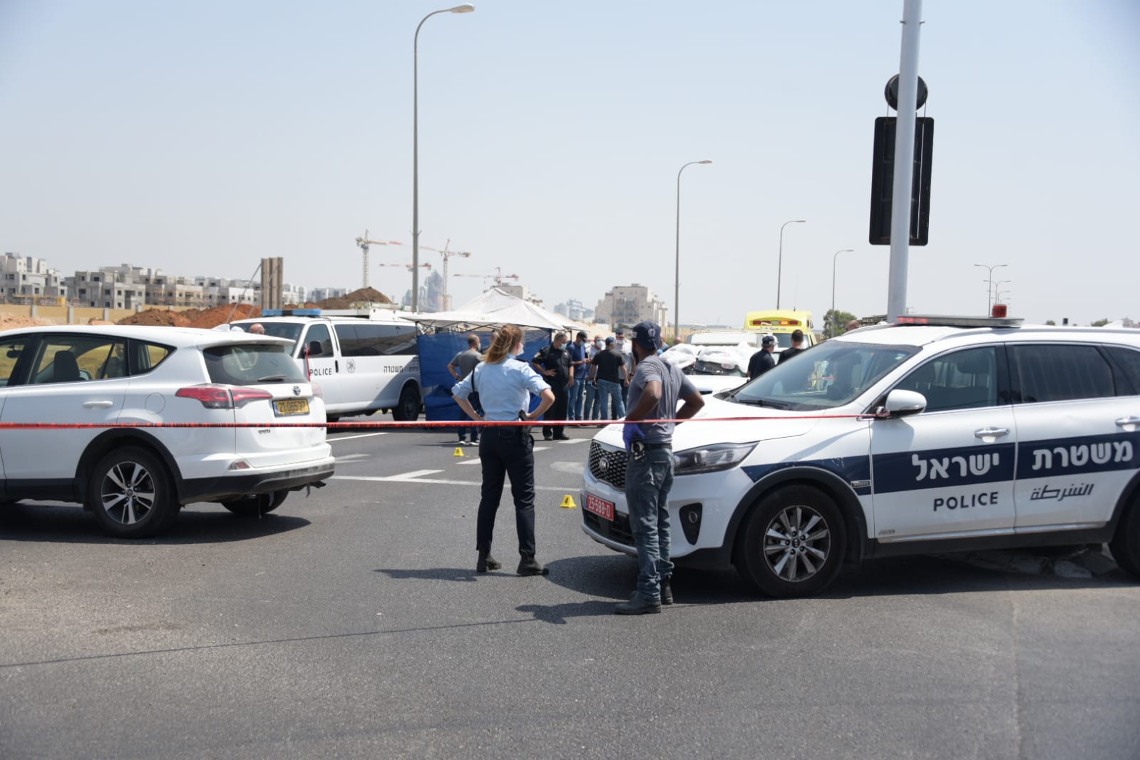 مصرع 3 أشخاص عرب بالقرب من مفرق اللد اثر تعرضهم لاطلاق نار 