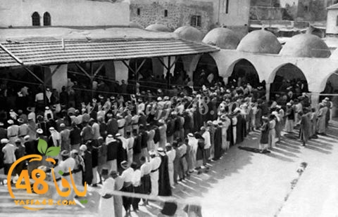  صور نادرة من صلاة العيد في مسجد المحمودية بيافا عام 1920