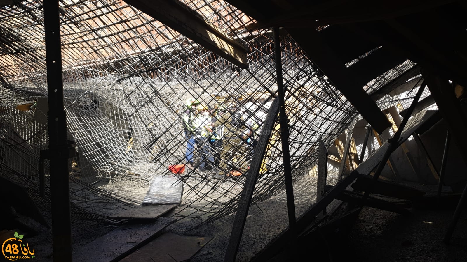 الرملة: انهيار سقف في ورشة بناء يُسفر عن اصابة عامل 