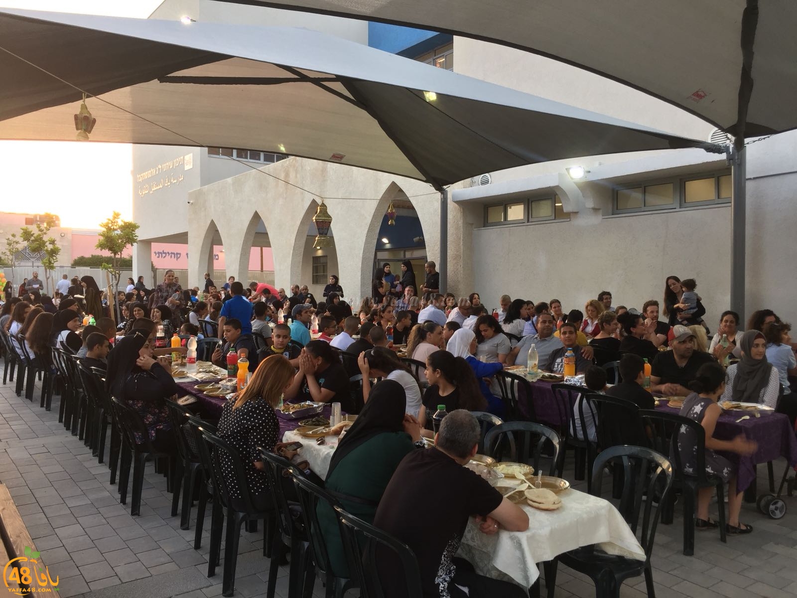 أمسية إفطار جماعي للطلاب وذويهم في مدرسة يافا المستقبل