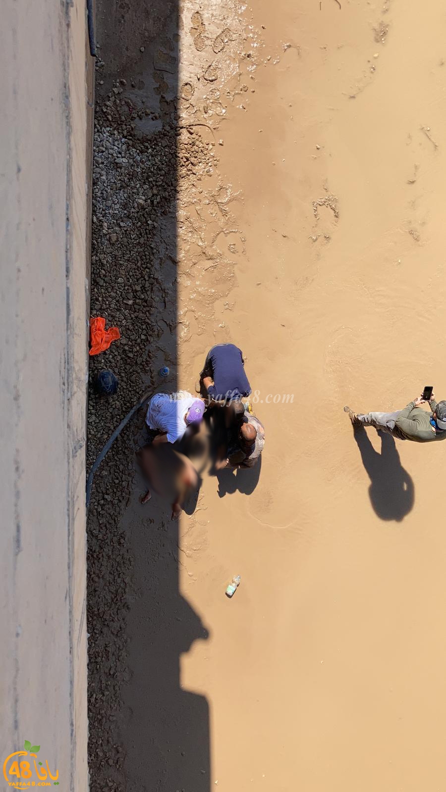  فيديو: اصابة راكب دراجة نارية من يافا بحادث طرق واغلاق شارع ايالون