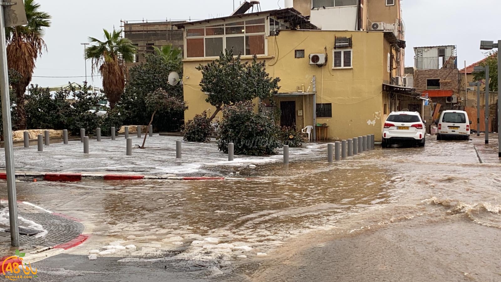 فيديو: شوارع يافا تغرق بسبب الأمطار والبلدية تُعلن حالة الطوارئ الدرجة الثالثة