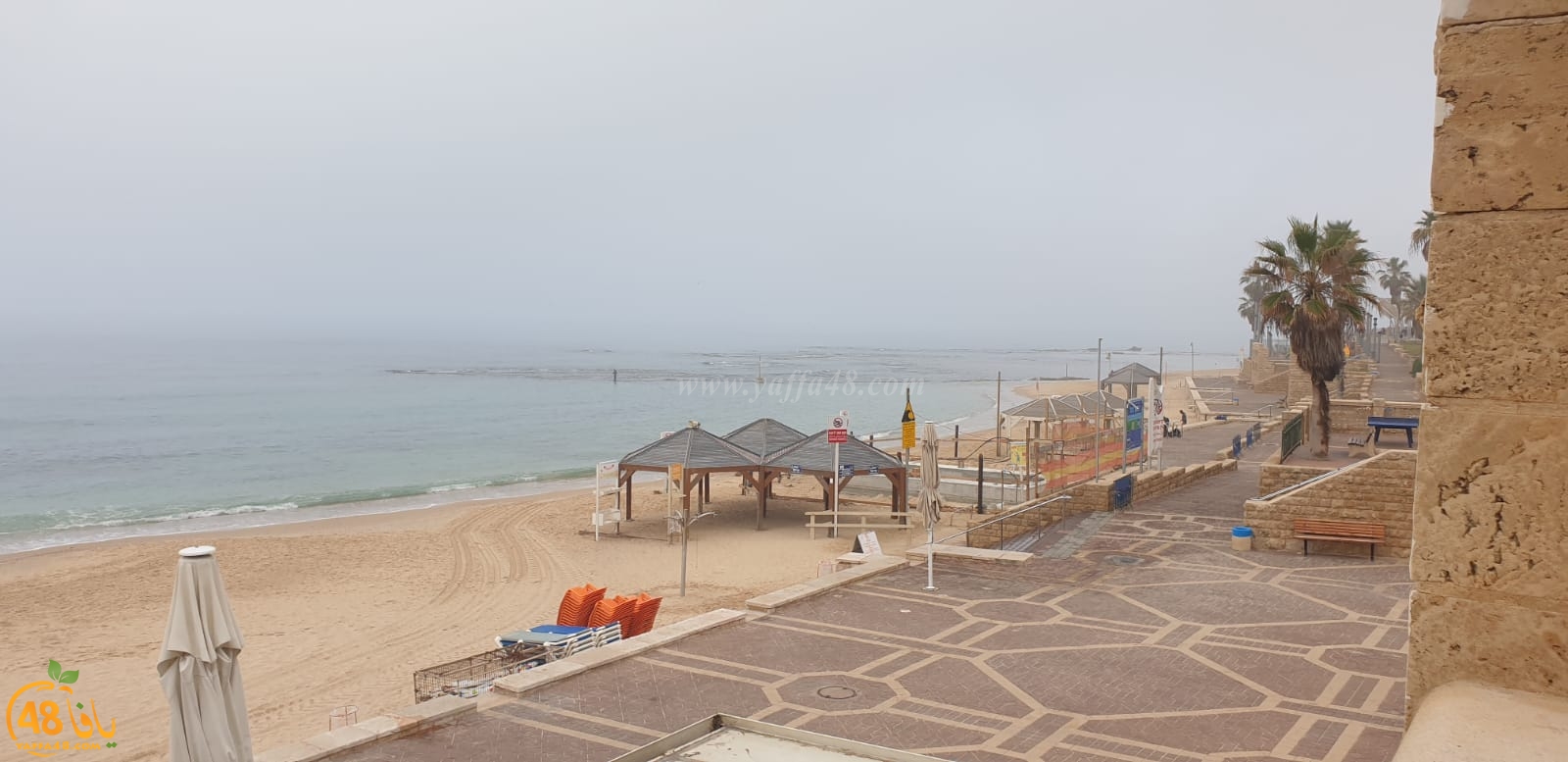  صور: ضباب كثيف يُخيّم على الأجواء في يافا وتدني مستوى الرؤية 