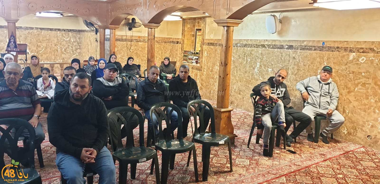 بالصور: لقاء لمعتمري مدينة يافا في مسجد المحمودية قبل انطلاقهم لأداء عمرة الربيع 