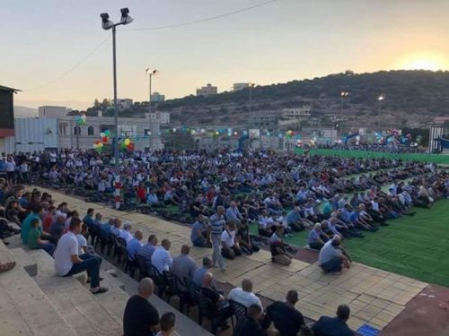 تأسيا بالسنة النبوية… العديد من بلدات الداخل الفلسطيني تحيي صلاة العيد في الأماكن العامة