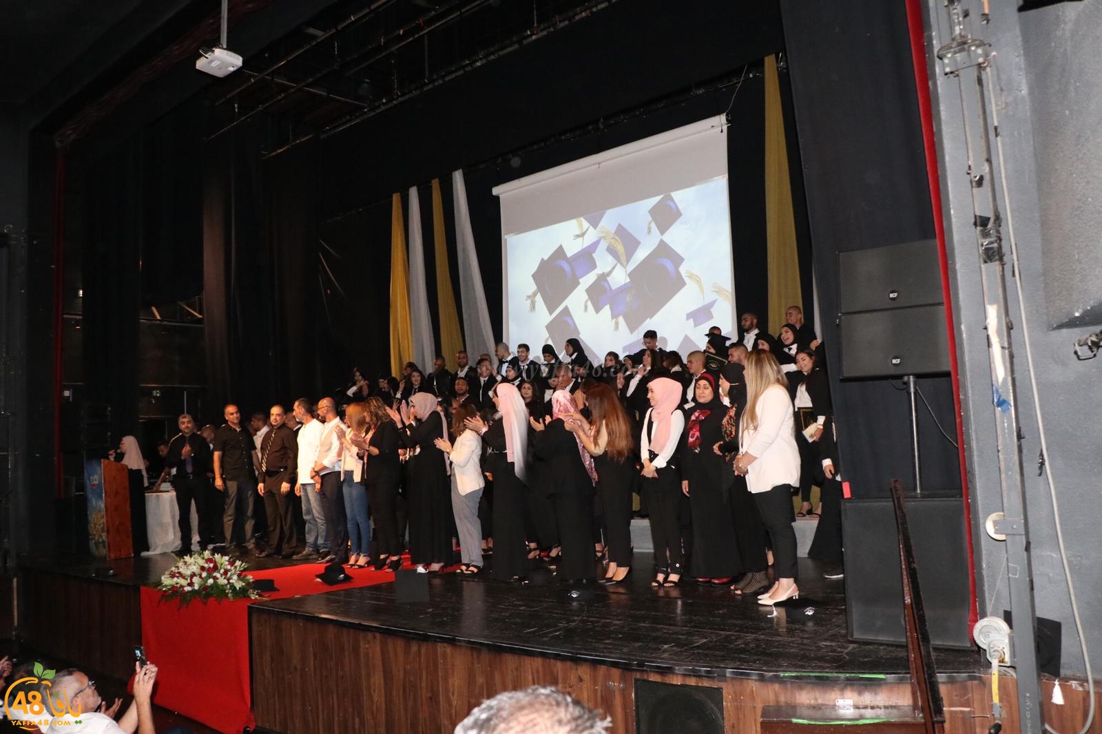 بالصور: المدرسة الثانوية الشاملة بيافا تحتفل بتخريج الفوج الـ49 من طلابها
