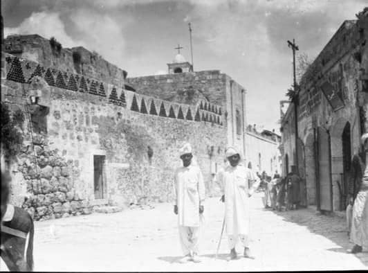 صور تاريخية نادرة لمدينة اللد عام 1923 