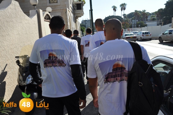 من الأرشيف - شباب يافا ينطلقون سيراً على الأقدام الى الأقصى عام 2014 