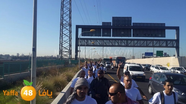 من أرشيف يافا 48 - شباب يافا ينطلقون سيراً على الأقدام الى المسجد الأقصى المبارك عام 2014 