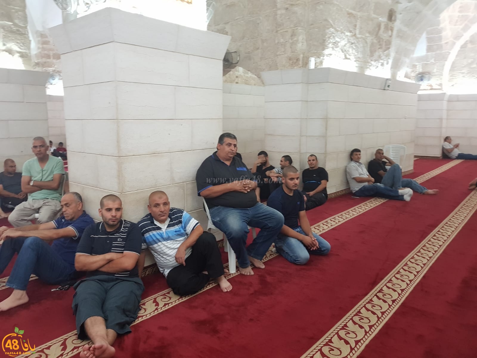  صور: درس رمضاني للشيخ احمد عاصي في المسجد العمري الكبير باللد