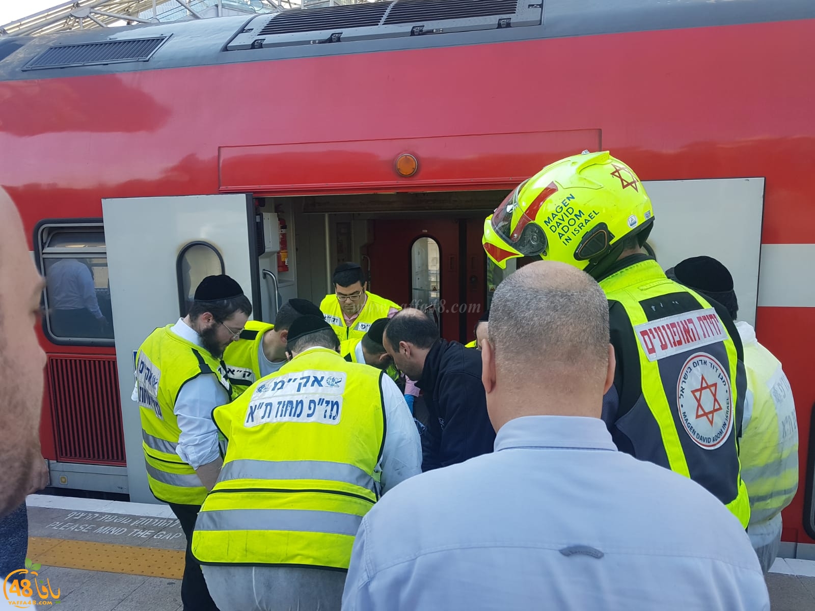 بالصور: مصرع شخص دهسه قطار في تل أبيب