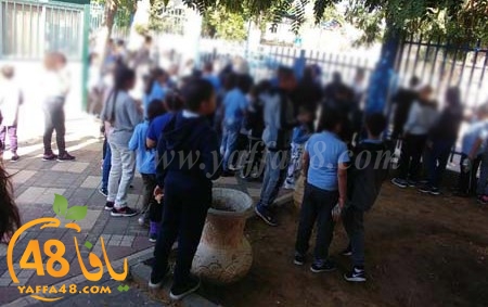الجواريش: إلقاء قنبلة بساحة المدرسة الإبتدائية في الحي