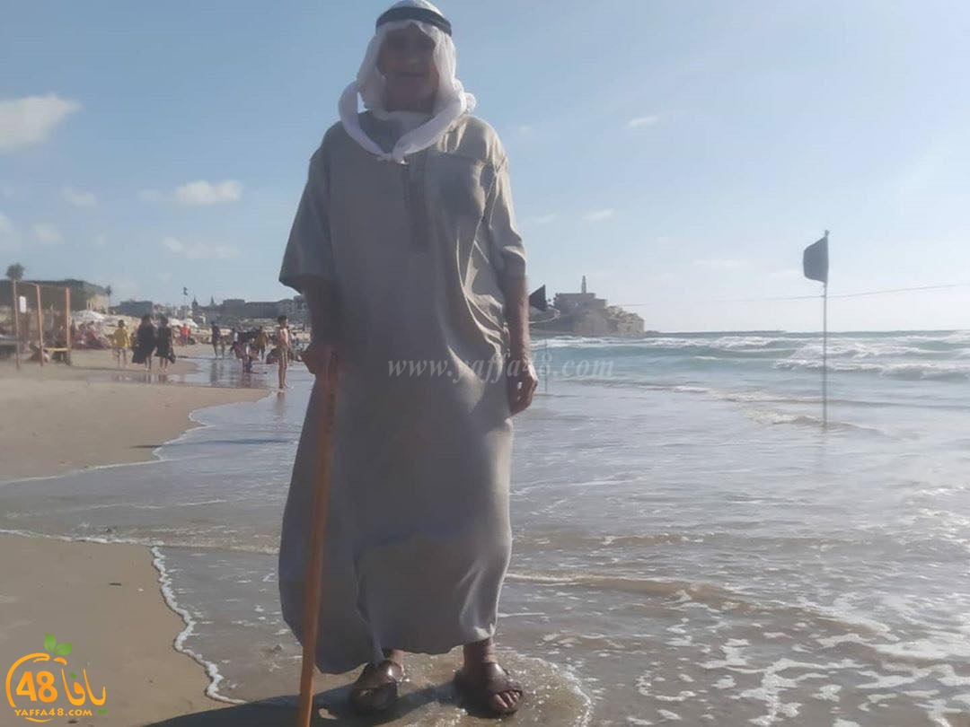 صور: الحاج اسماعيل صالح من سلفيت يزور بحر يافا لأول مرّة في حياته 
