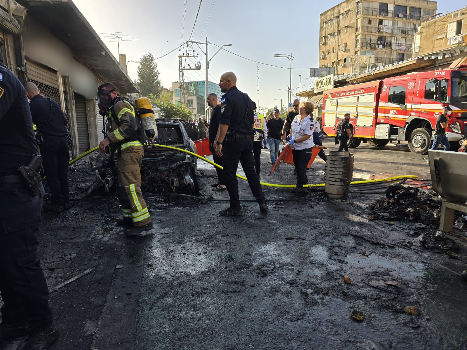 الرملة الاعلان عن وفاة أربعة مصابين في حادثة أنفجار السيارة وسط مدينة الرملة 