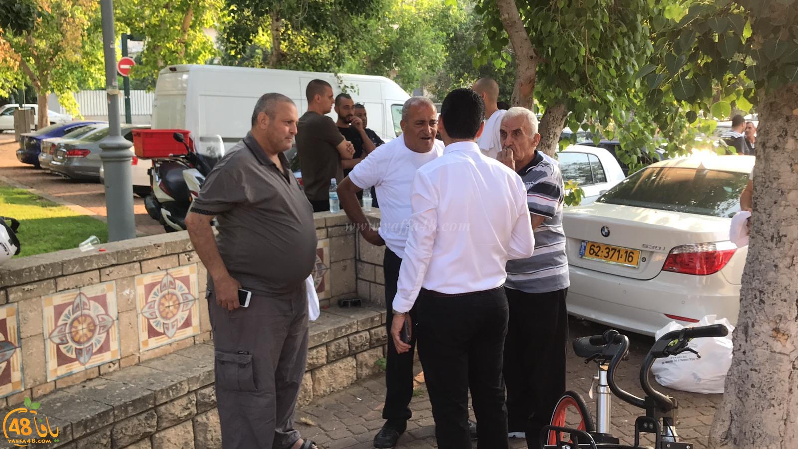  فيديو: الجماهير اليافية تتوجه إلى القدس نصرة لمقبرة الاسعاف بيافا ورفضاً لنبش عظام الموتى 