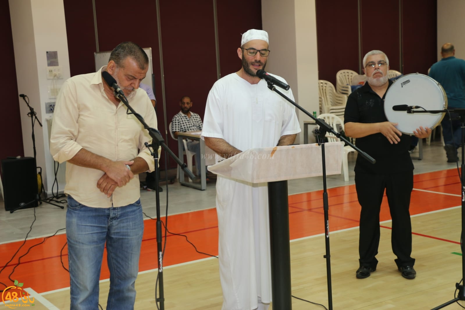 بالصور: لجنة الحج والعمرة بيافا تُنظم احتفالاً لتوديع حجاج بيت الله الحرام