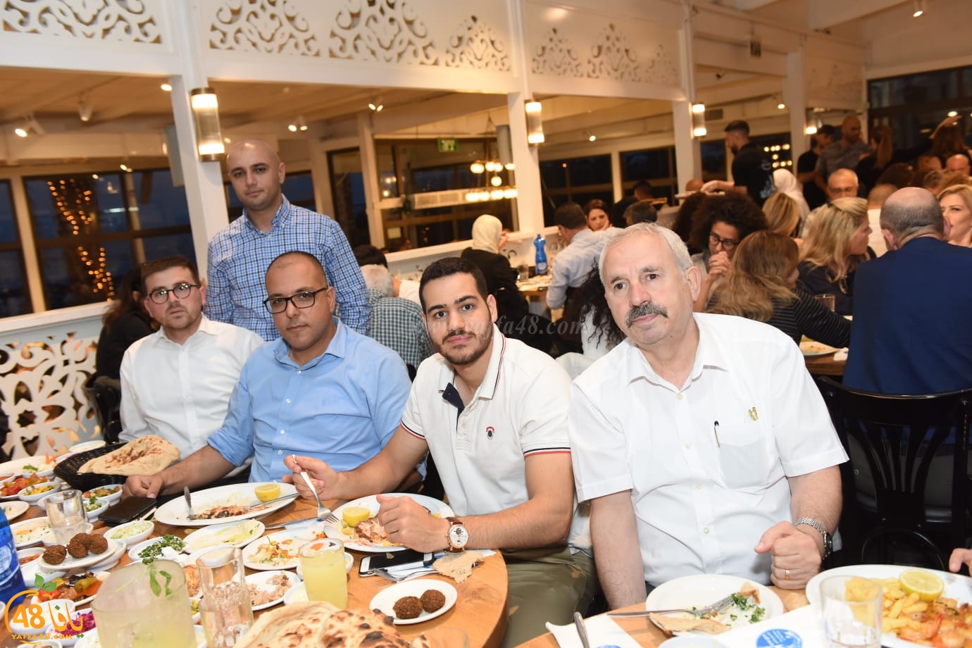 بالصور: للعام الثالث - نقابة المحاميين تُنظم افطاراً جماعياً في يافا 