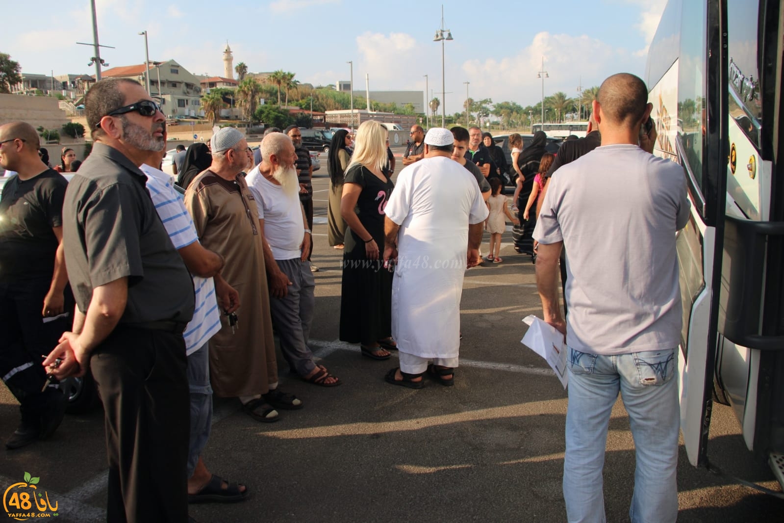 بالصور: باشراف لجنة الحج والعمرة - انطلاق الفوج الاول من حجاج يافا للديار الحجازية