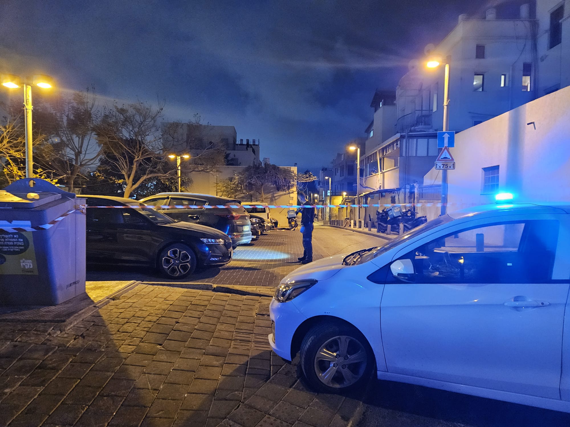يافا: الشرطة تغلق شوارع في يافا وتعلن اعتقال شابين على خلفية حادثة القتل مساء الاثنين