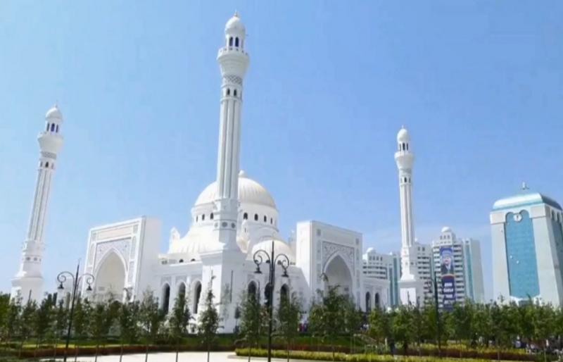 صور: فخر المسلمين.. الشيشان تفتتح أكبر مسجد في أوروبا