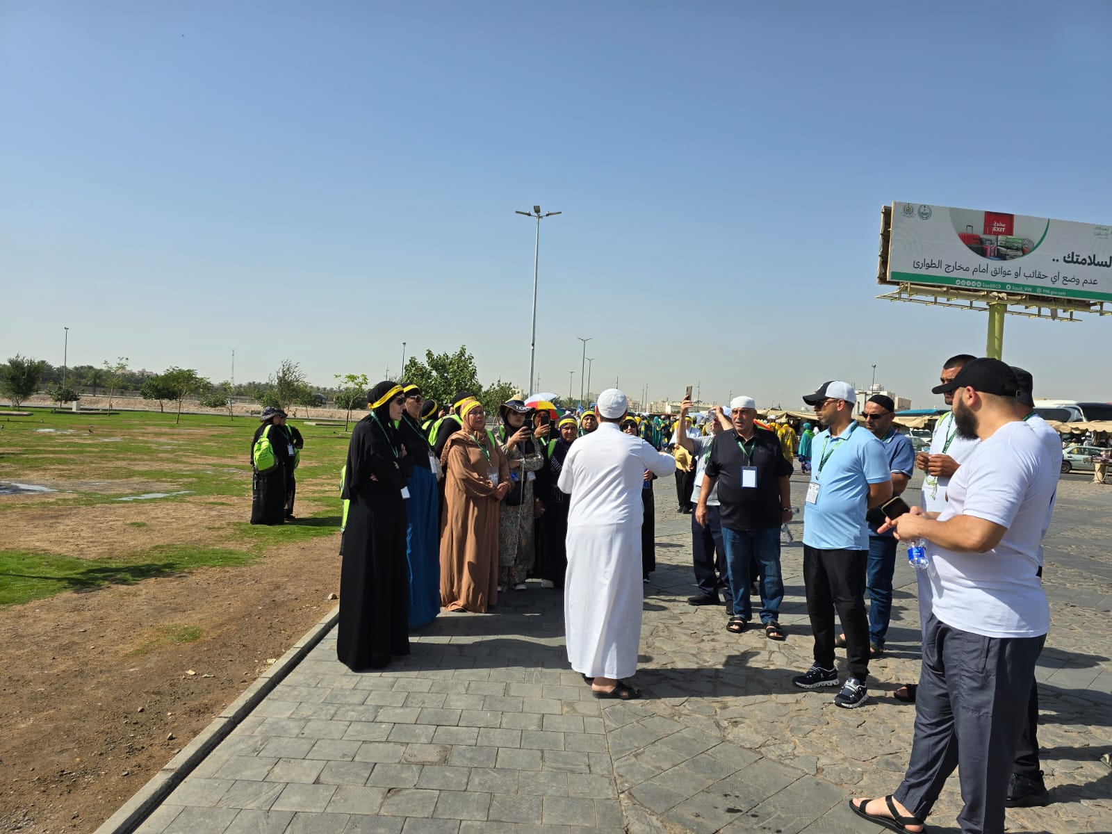 حجاج اللد والرملة يزورون الأماكن التاريخية الاسلامية في المدينة المنوّرة