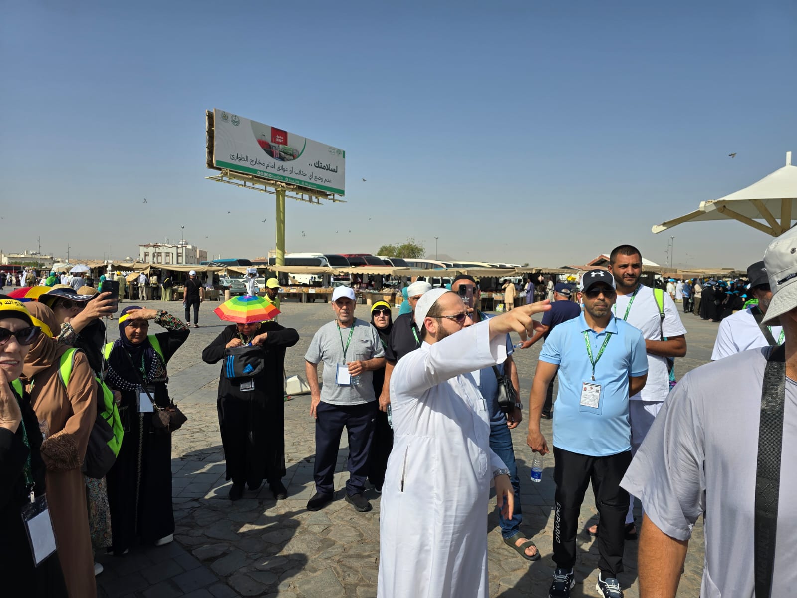 حجاج اللد والرملة يزورون الأماكن التاريخية الاسلامية في المدينة المنوّرة