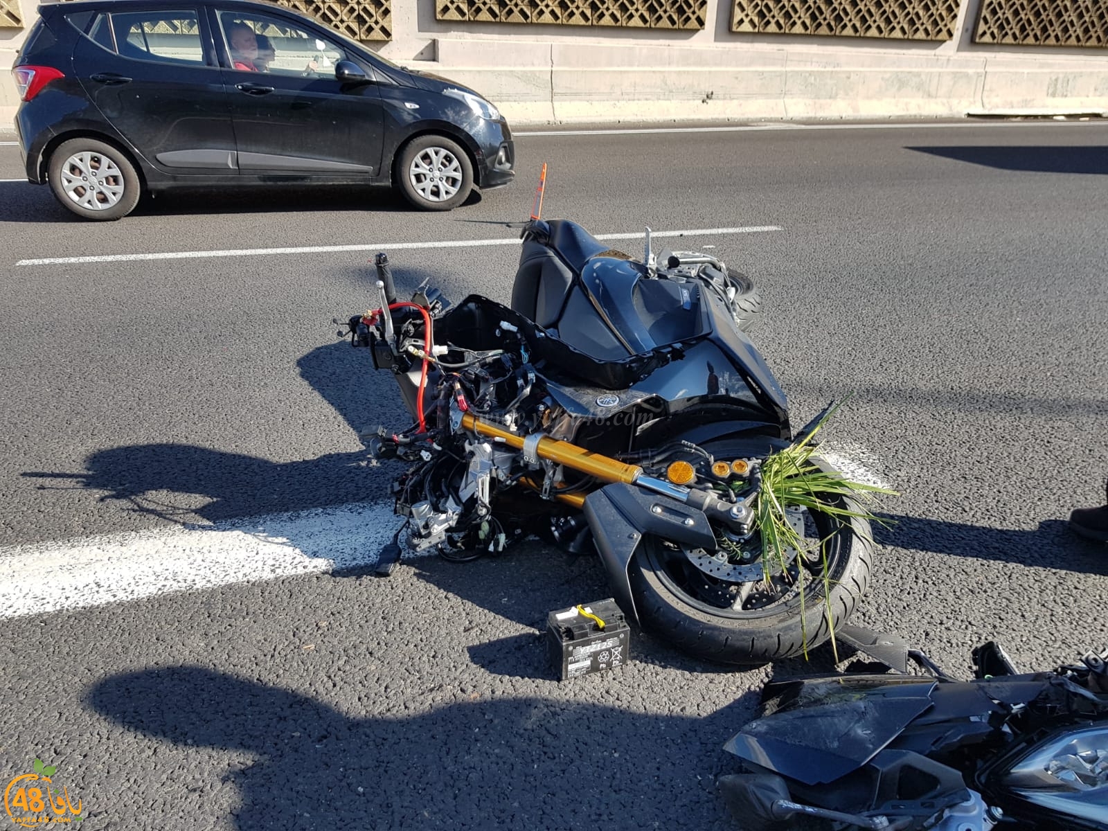   بالصور: إصابة متوسطة لراكب دراجة نارية بحادث طرق جنوب يافا