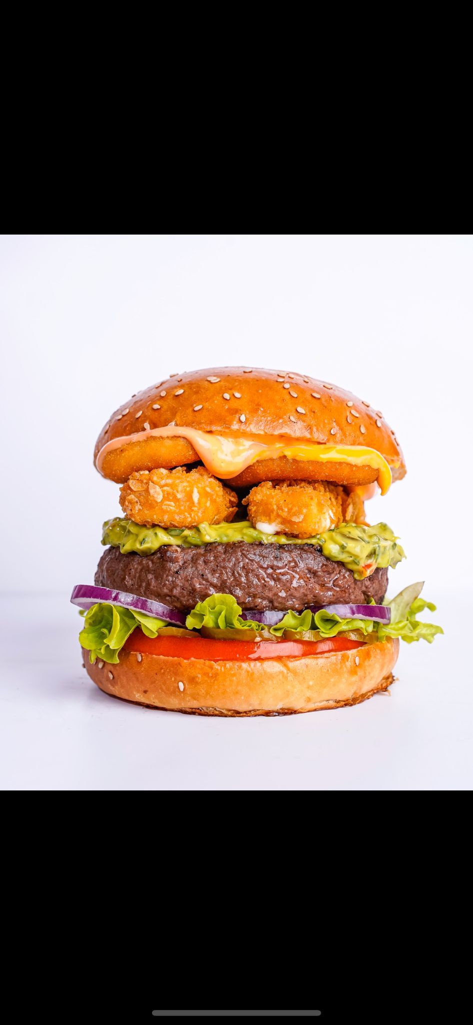 الخميس: افتتاح فرع SALT burger الجديد في دوار الساعة بيافا