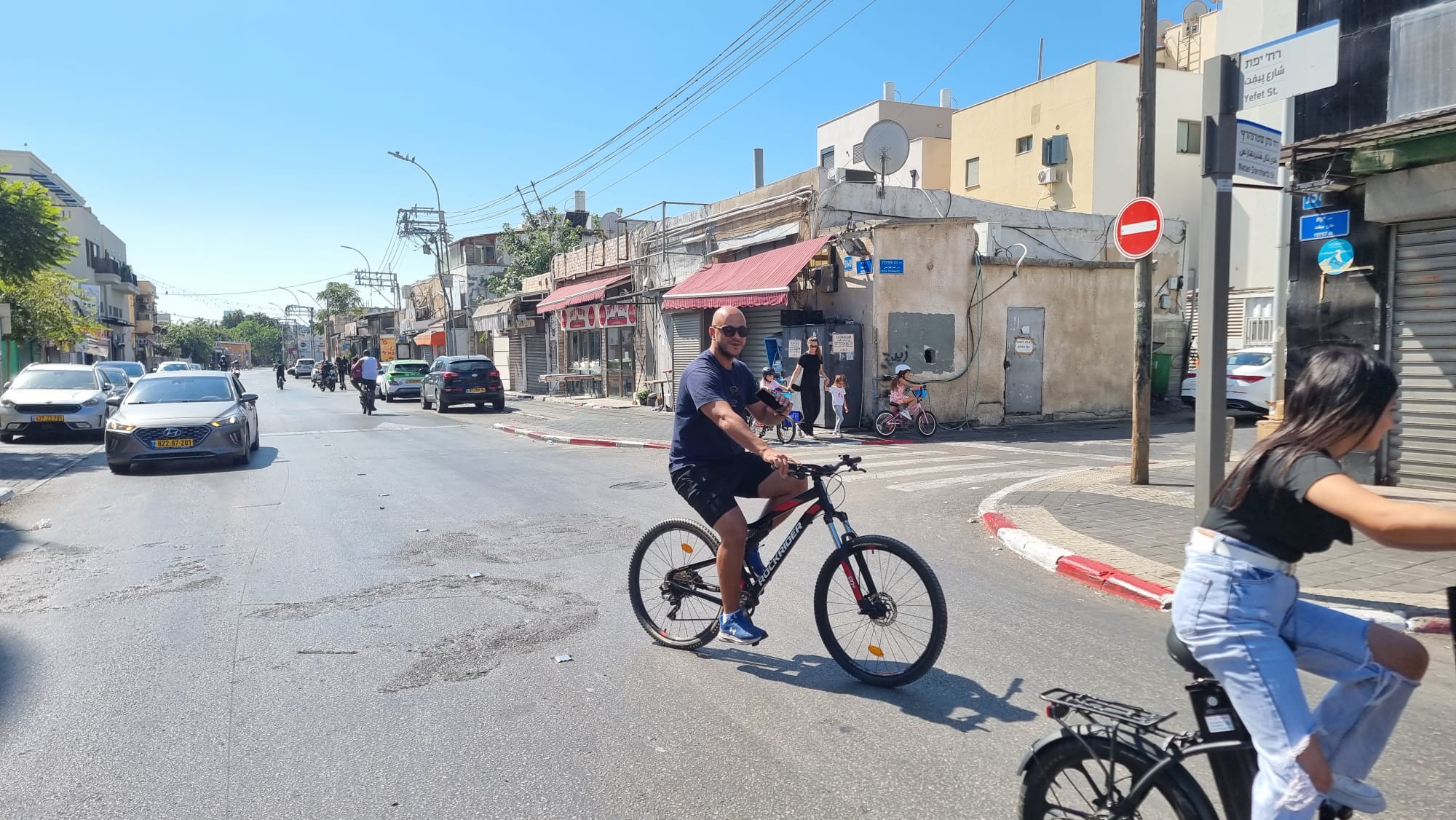 صور: شوارع يافا فارغة من المركبات في يوم الغفران 