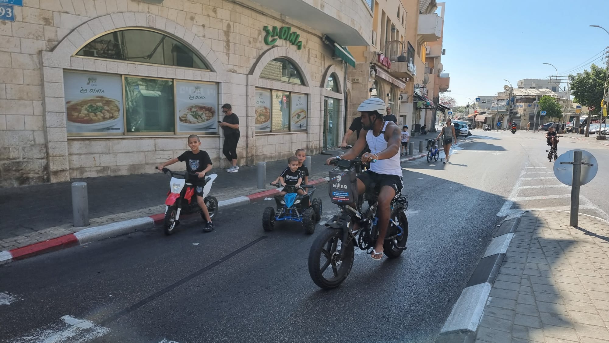 صور: شوارع يافا فارغة من المركبات في يوم الغفران 