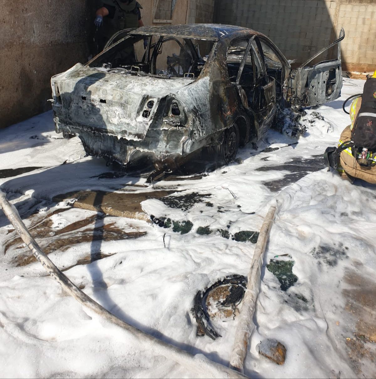  الرملة: العثور على جثة سيدة داخل سيارة محترقة بالجواريش