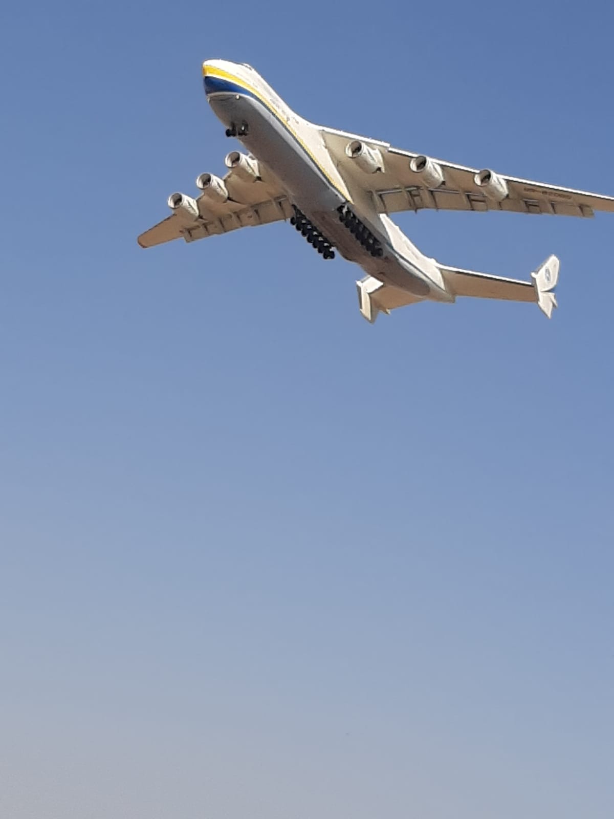  فيديو: أضخم طائرة بالعالم تهبط في مطار اللد 