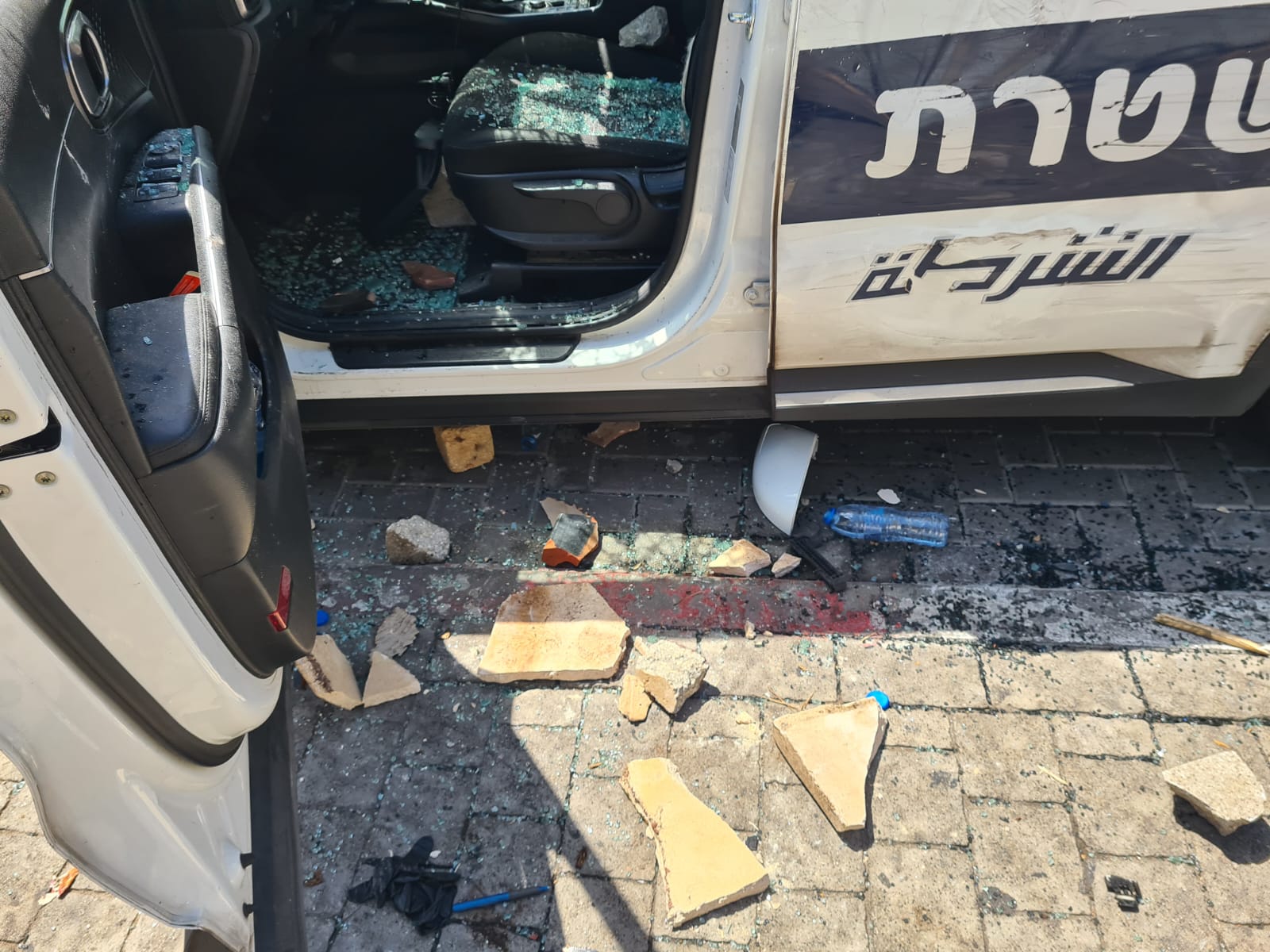 اصابة 19 شرطياً و28 مصاباً في صفوف المتظاهرين الايرتريين في تل ابيب