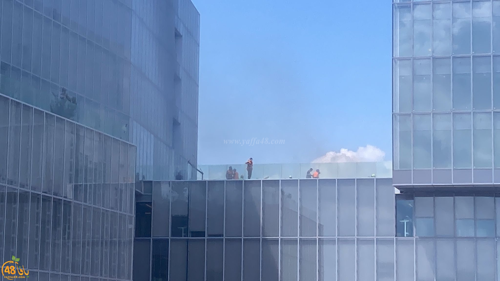 حريق على سطح أحد المباني بهرتسليا دون اصابات