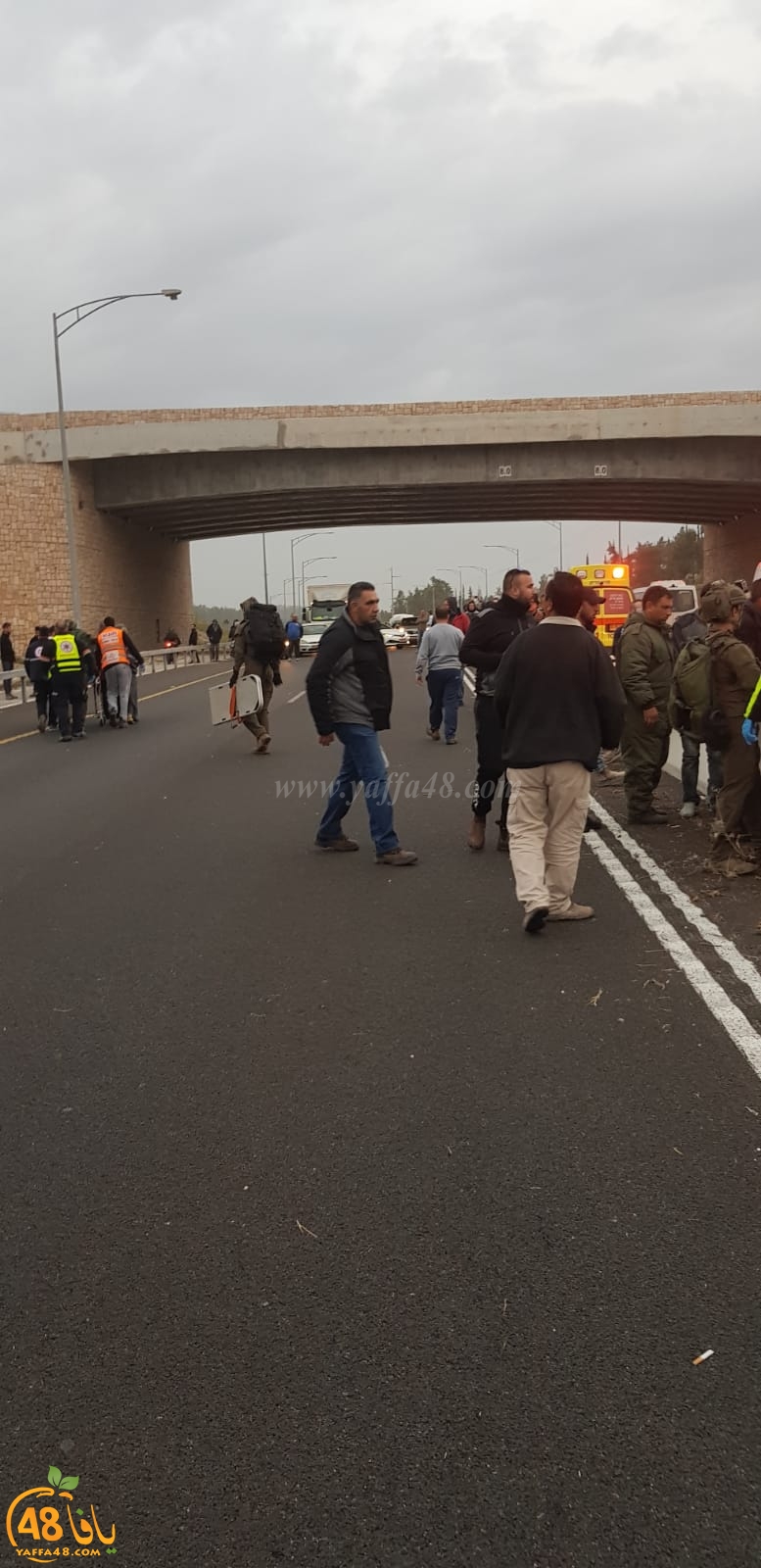 10 إصابات بينها خطيرة بحادث بين شاحنة وحافلة قرب القدس